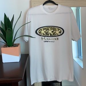 White Maui Hawaii T-shirt (large) ✨